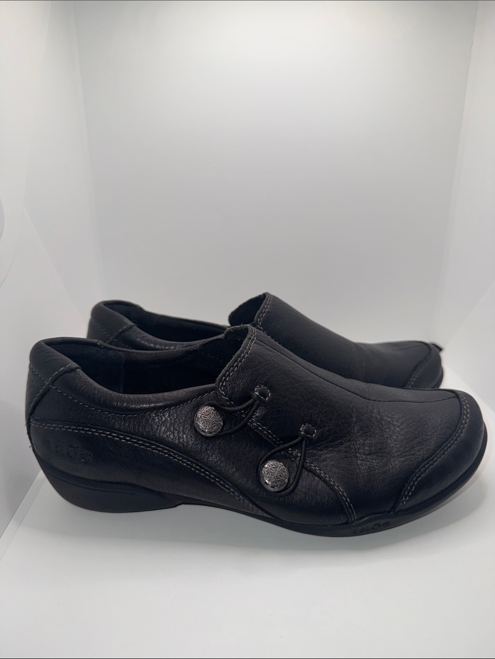 Taos Encore Leather Slip On Shoes Women’s Size 7
